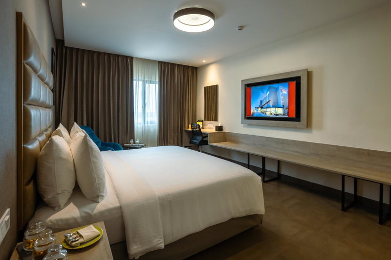 Amika Hotel,Madurai - Near Airport, Tirupparangunram, Индия