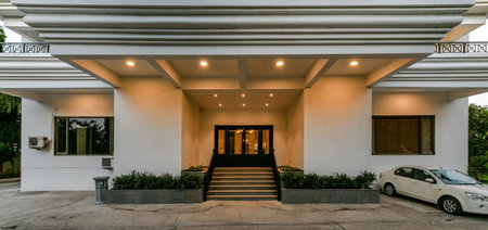 Sun-n-Sand Suites, Shirdi, Shirdi, Inde
