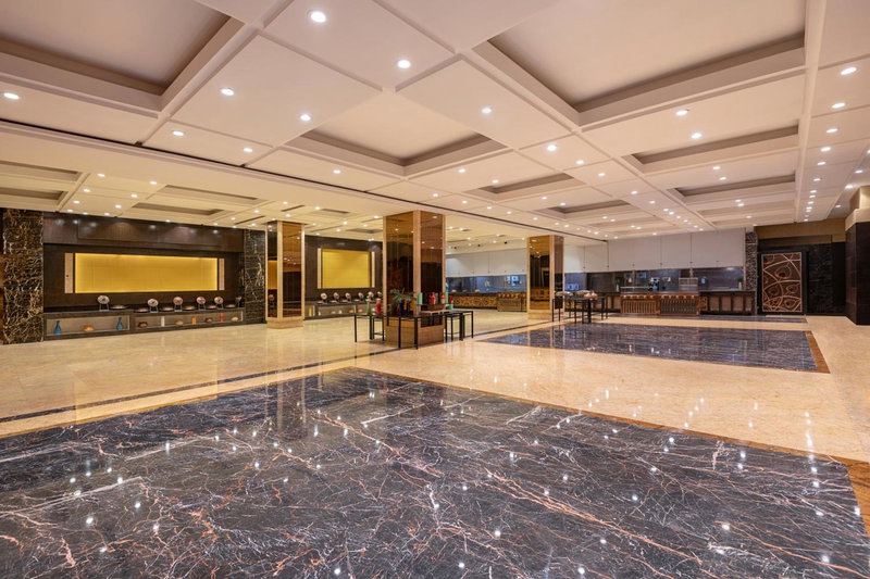 Radisson Blu Kaushambi Delhi NCR, Noida, India