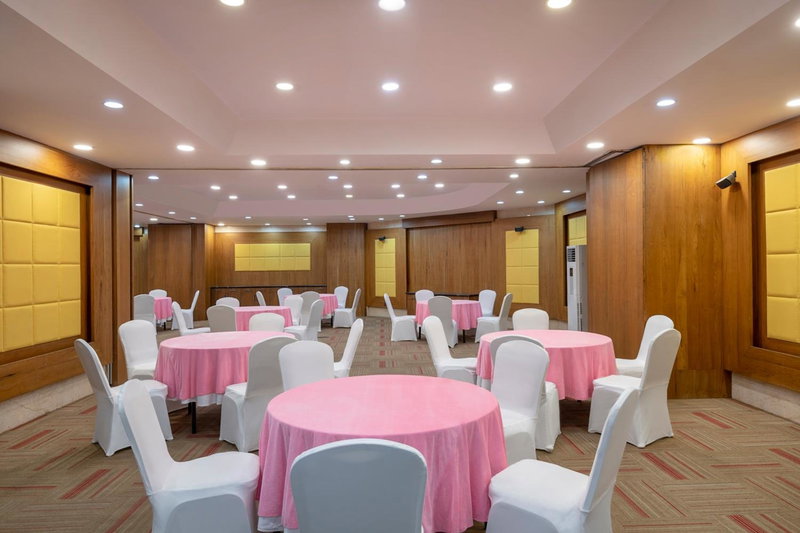 Radisson Blu Kaushambi Delhi NCR, Noida, India
