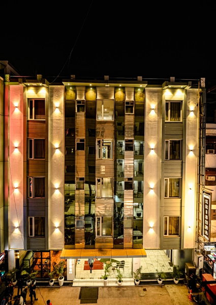 Hotel Krishna Deluxe-By RCG Hotels Near New Delhi Train Station, Delhi, Indien