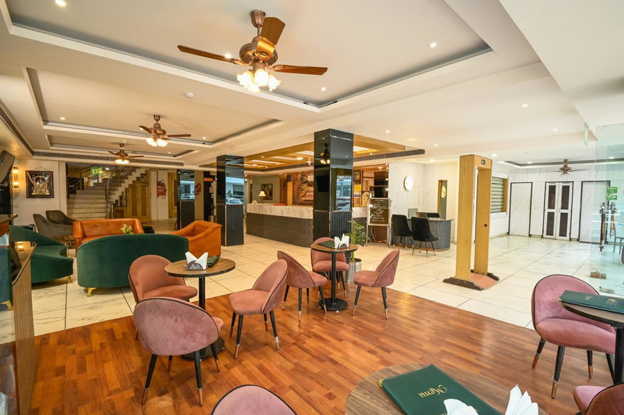 Hotel Krishna Deluxe-By RCG Hotels Near New Delhi Train Station, Delhi, Indien