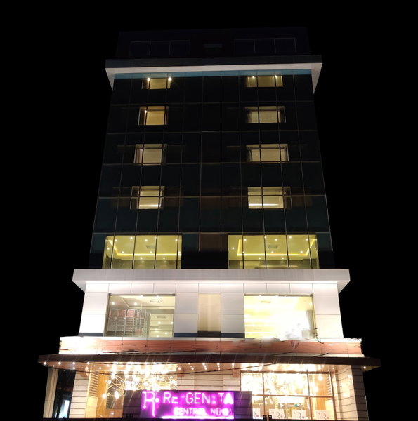 Regenta Central Noida, Noida, Индия