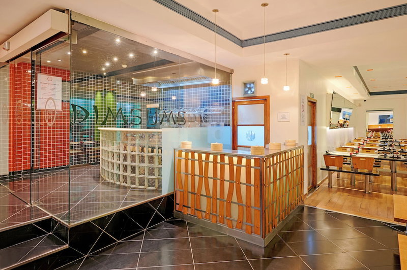 The Gordon House Hotel, Uran, Индия