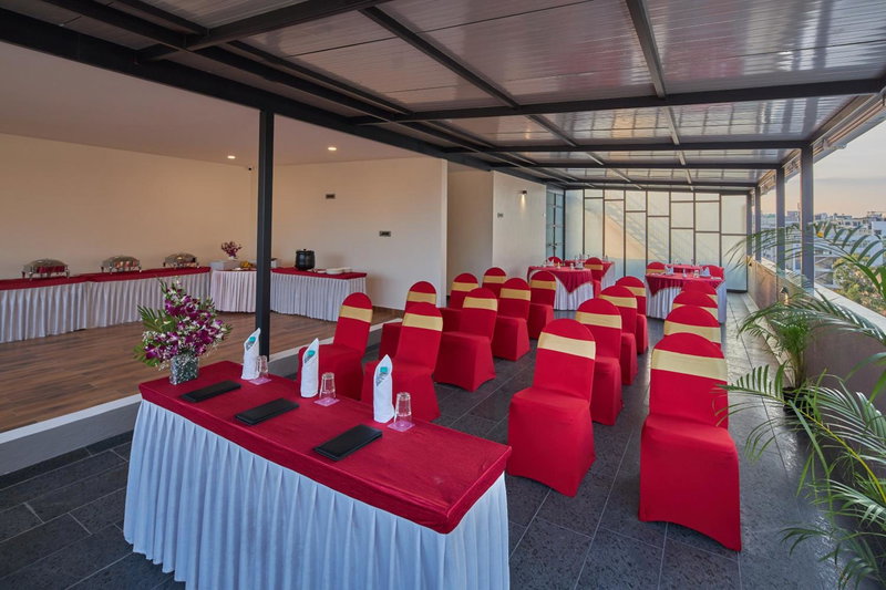 Regenta Inn Grand-ORR, Mahadevapura, Bengaluru, Индия