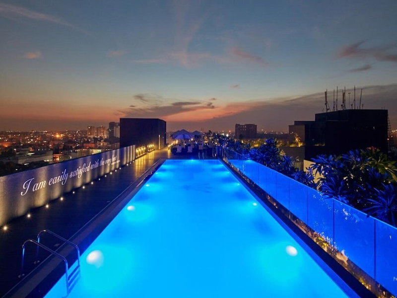 The Waverly Hotel & Residences, Bengaluru, Индия