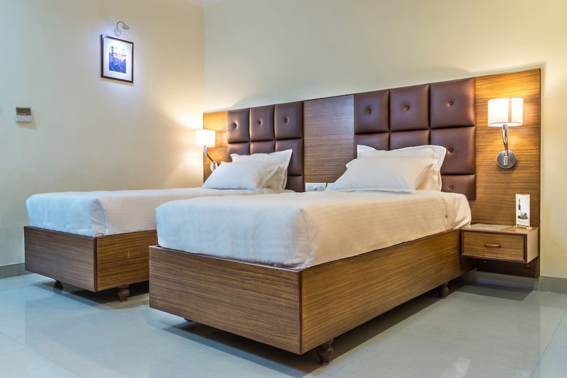 Hotel Saptagiri, Malkajgiri, India