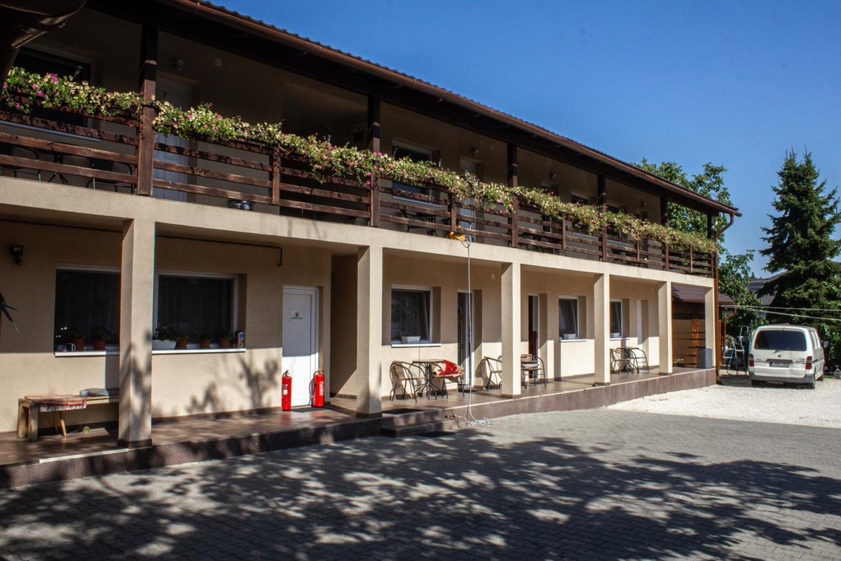 Hotel · Air&Day, Vecses