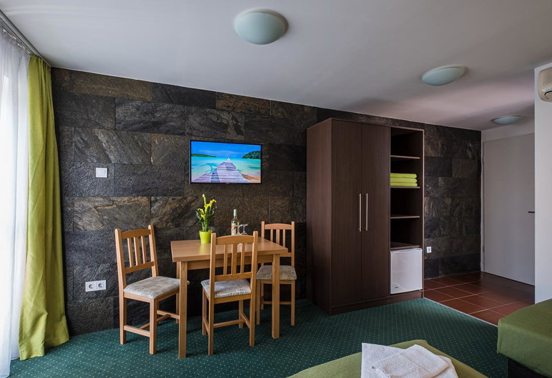 Babi Guesthouse - Babi Vendégház, Siofok, Венгрия