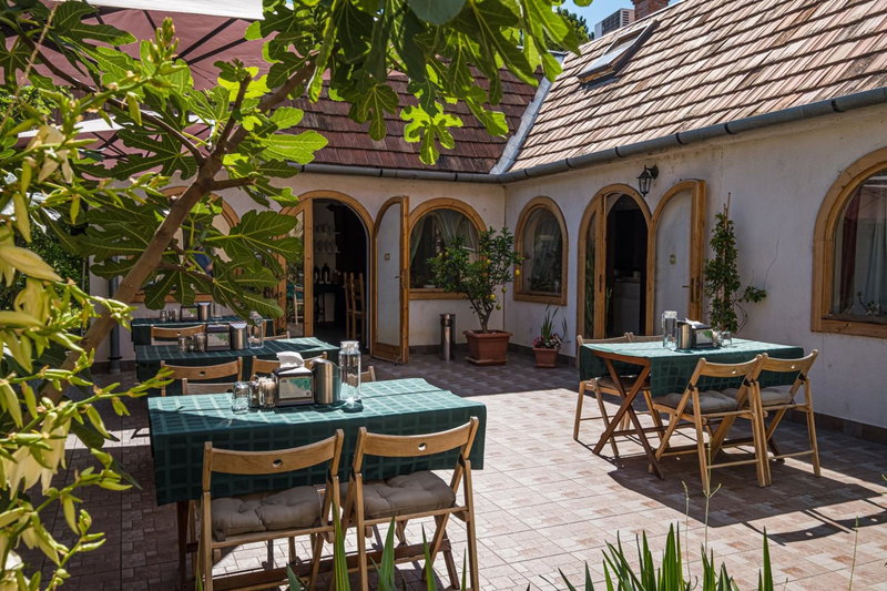 Babi Guesthouse - Babi Vendégház, Siofok, Венгрия