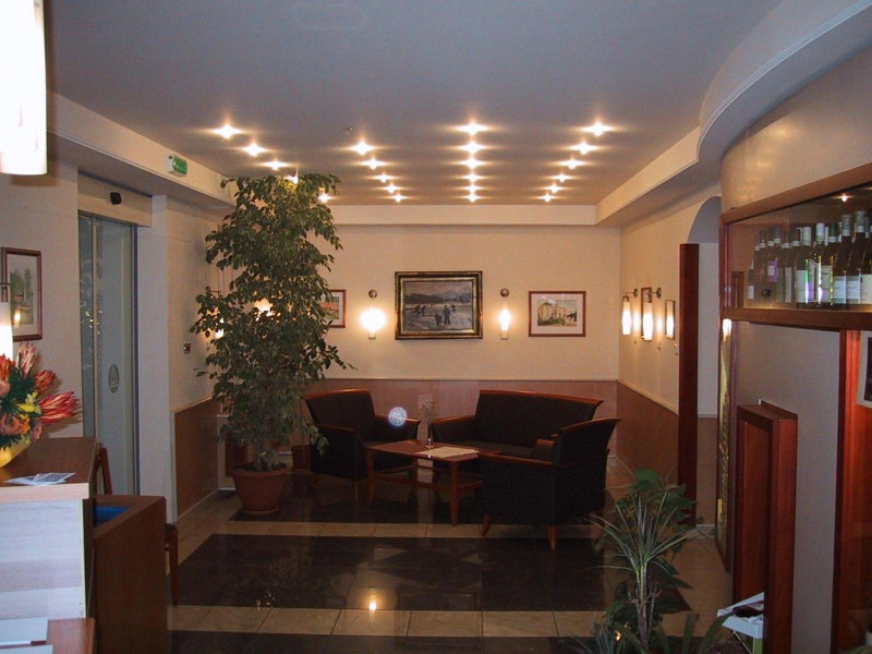 Hotel Arnold, Tata, Hungary