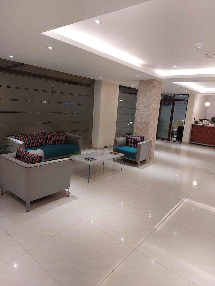 Hotel · Canary Hotel, Kampala
