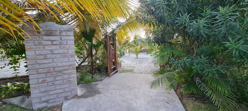 Punta Coco Villas Beach, Cojimies, Ecuador