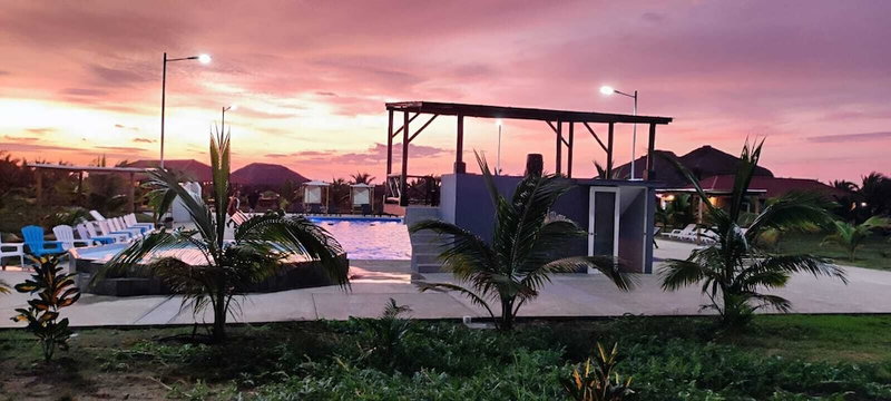Punta Coco Villas Beach, Cojimies, Ecuador