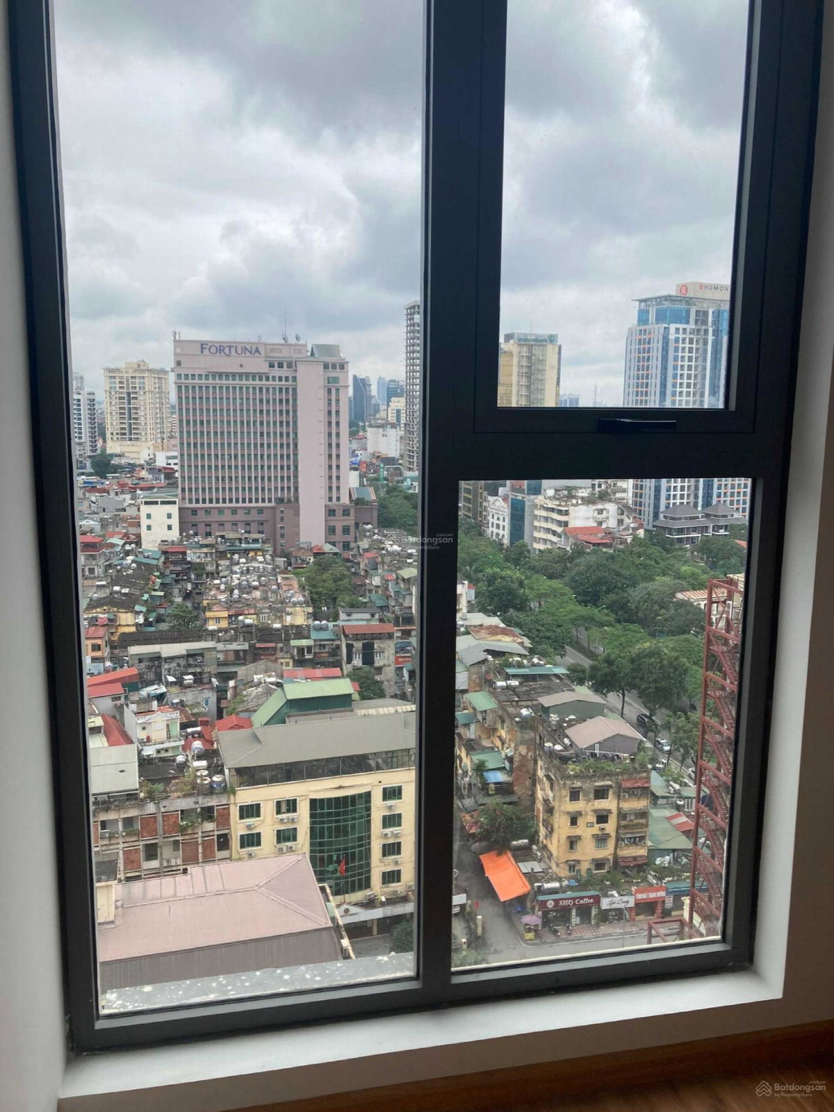 Diamond Park Plaza, Vietnam