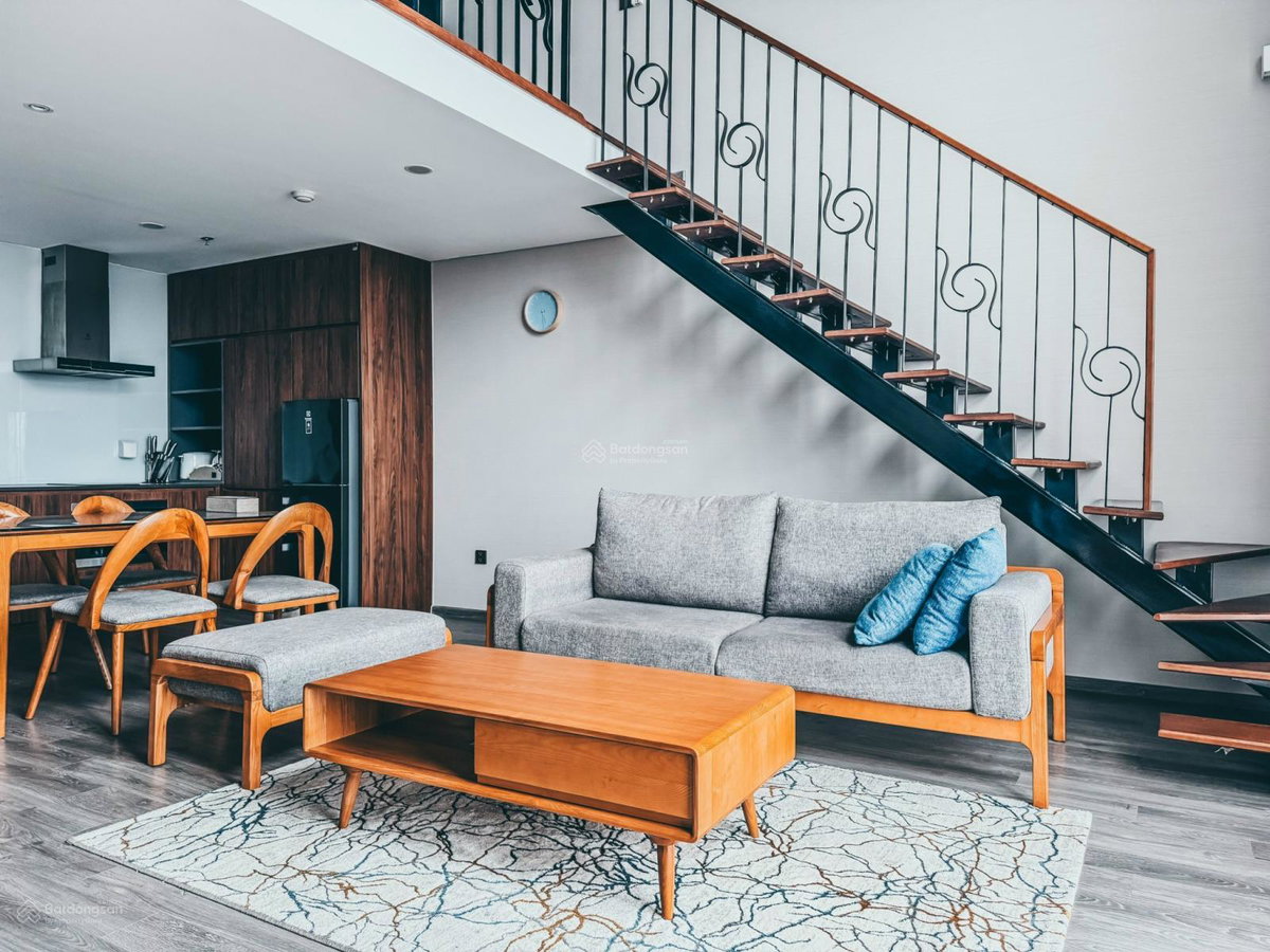 PentStudio, Vietnam