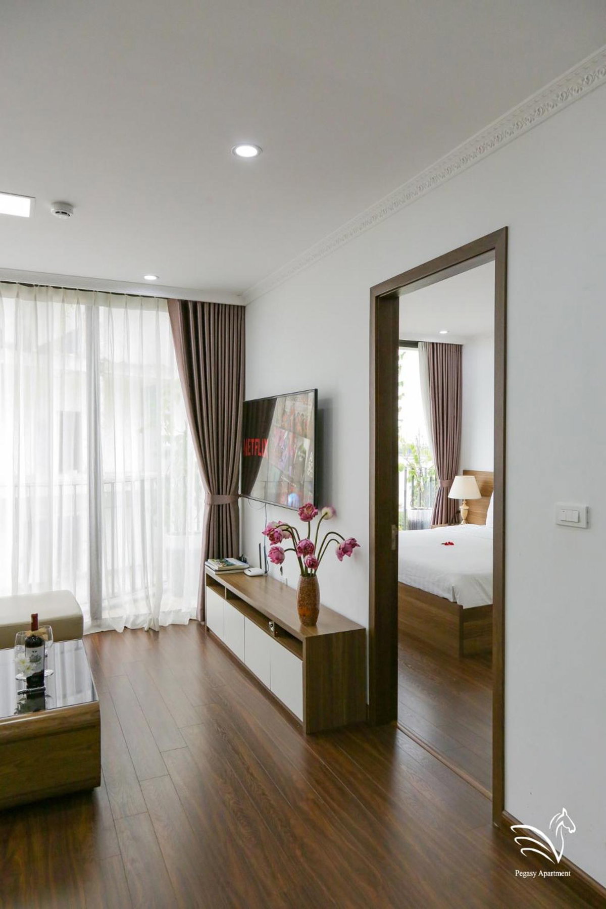 Apartments & Travel, Vietnam