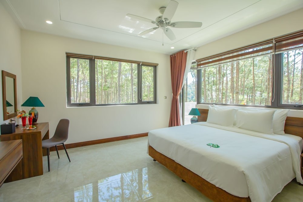 Отель · CEREJA Hotel & Resort Da Lat, Da Lat