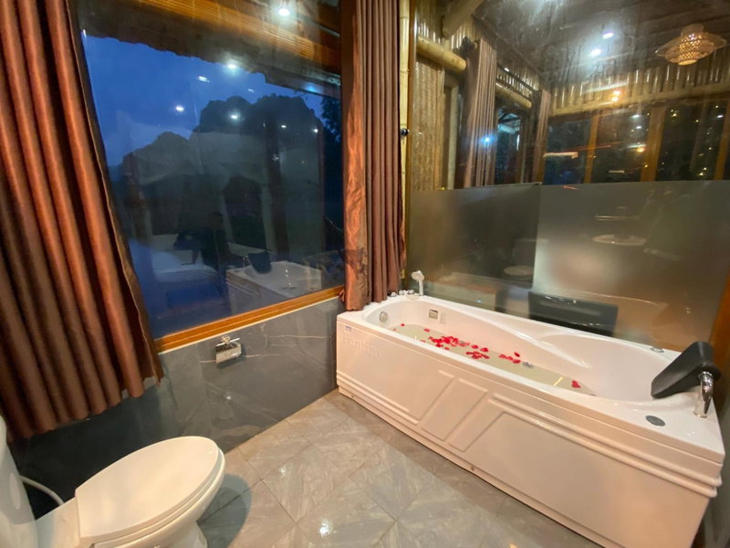 Lotus Field Homestay, Ninh Binh, Việt Nam
