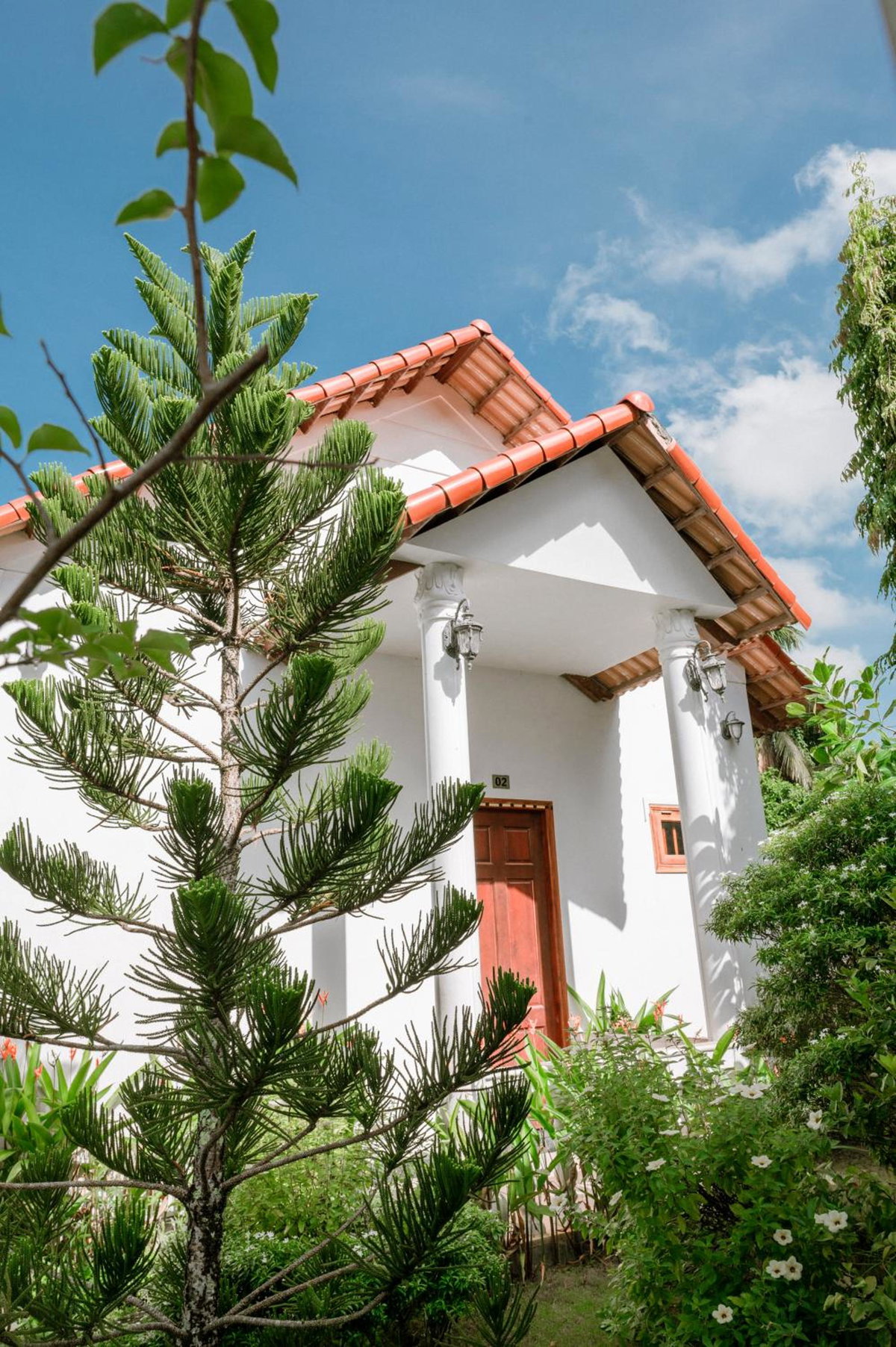 Hotel · Wings Bungalow, Duong GJong