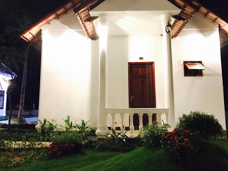 Wings Bungalow, Duong GJong, Vietnam