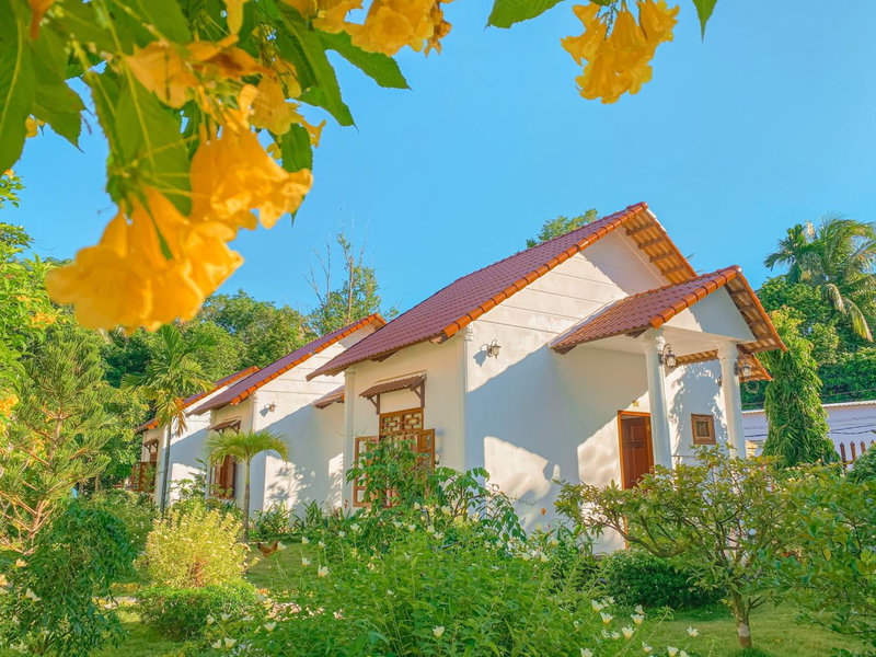 Wings Bungalow, Duong GJong, Vietnam