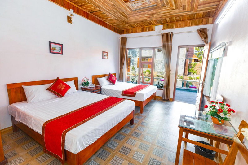 Tam Coc mountain bungalow, Ninh Binh, Vietnam