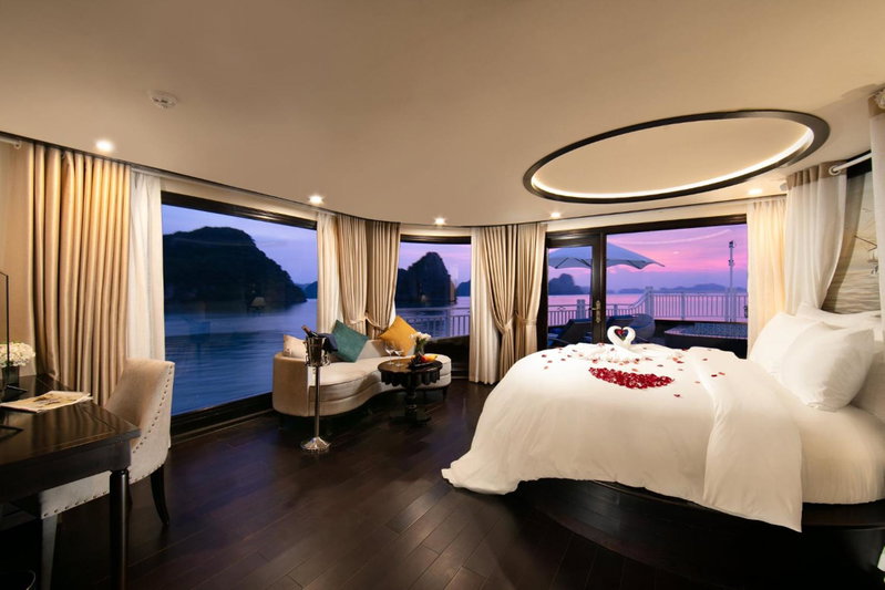 Hermes Cruises, Ha Long, Vietnam