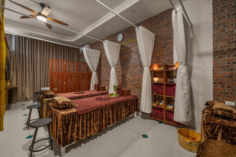 Hoi An Golden Bamboo An Bang Beach Villa & Spa, Hoi An, Việt Nam