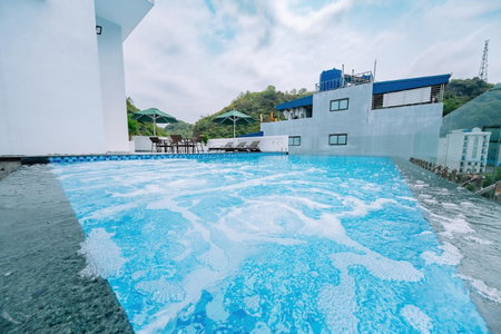 Sand Hotel, Cat Ba, Việt Nam