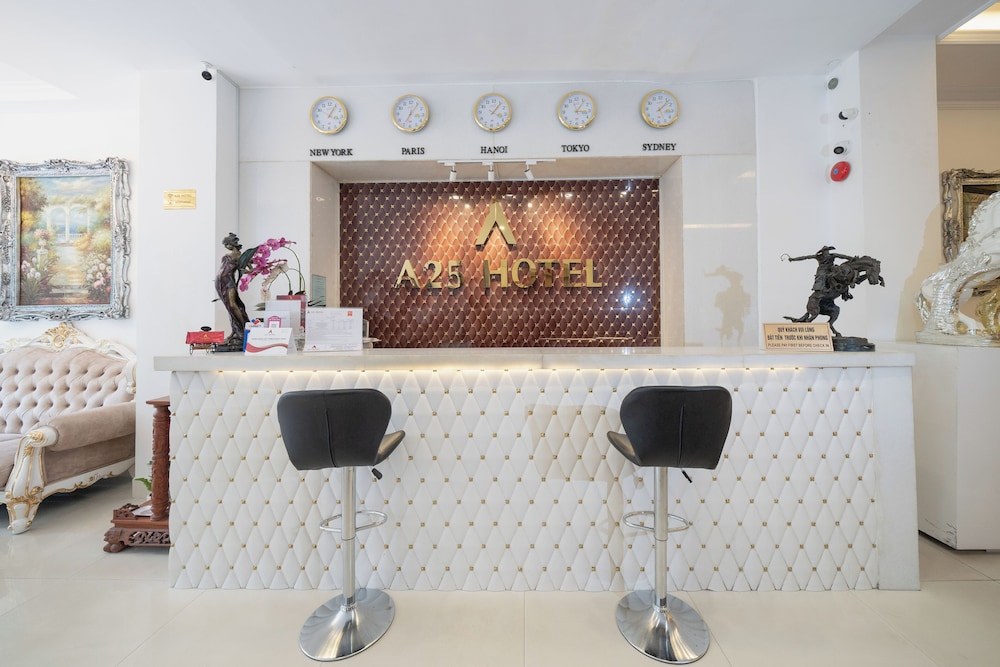 Отель · A25 Hotel - 255 Le Thanh Ton, Хошимин