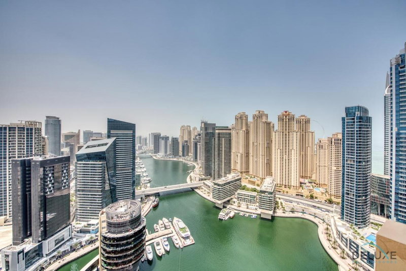 Exceptional 1BR at The Address Residences Dubai Marina by Deluxe Holiday Homes, Dubai, Vereinigte Arabische Emirate