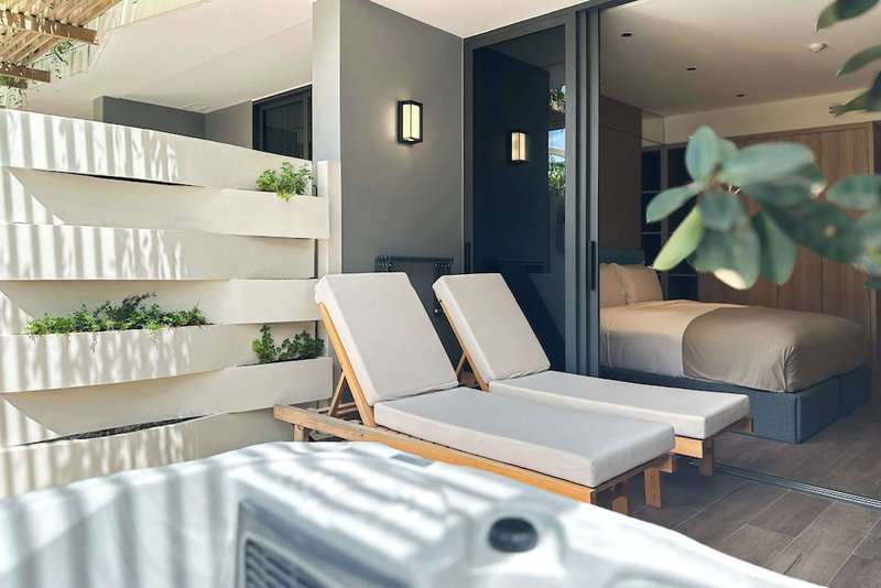 La Green Hotel & Residence, คาทุ, ประเทศไทย