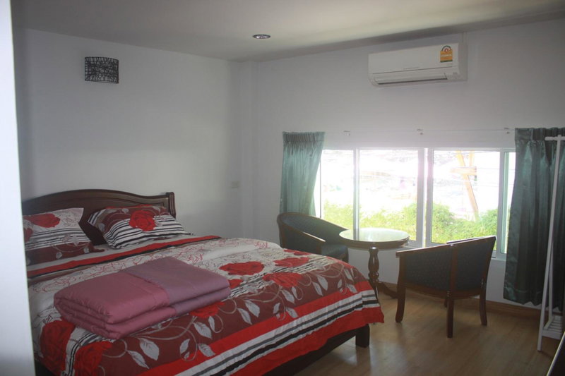 Nong Nuey Rooms, Ban Phe, Thailand