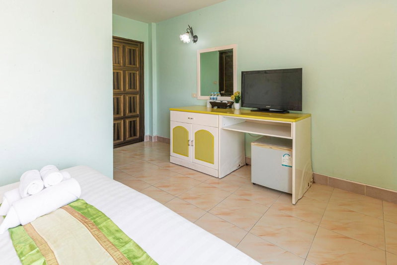Add Plus Hotel & SPA, คาทุ, ประเทศไทย