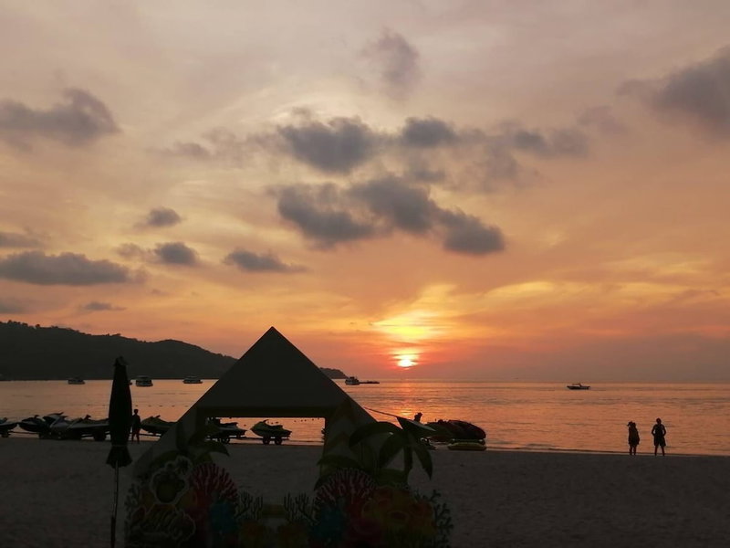 Q Victory Patong, Kathu, Tailandia