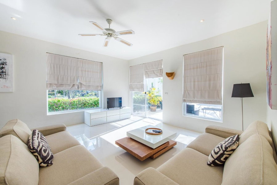 The Beach Village Resort, Sam Roi Yot, ประเทศไทย