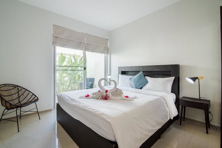 The Beach Village Resort, Sam Roi Yot, ประเทศไทย