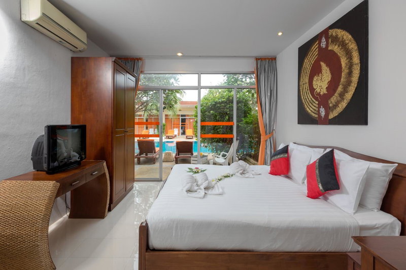 Phuket Sea Resort SHA Extra Plus, Ban Chalong, ประเทศไทย