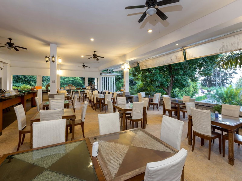 Phuket Sea Resort SHA Extra Plus, Ban Chalong, ประเทศไทย