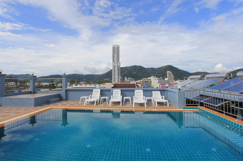 The Crystal Beach Hotel, คาทุ, ประเทศไทย