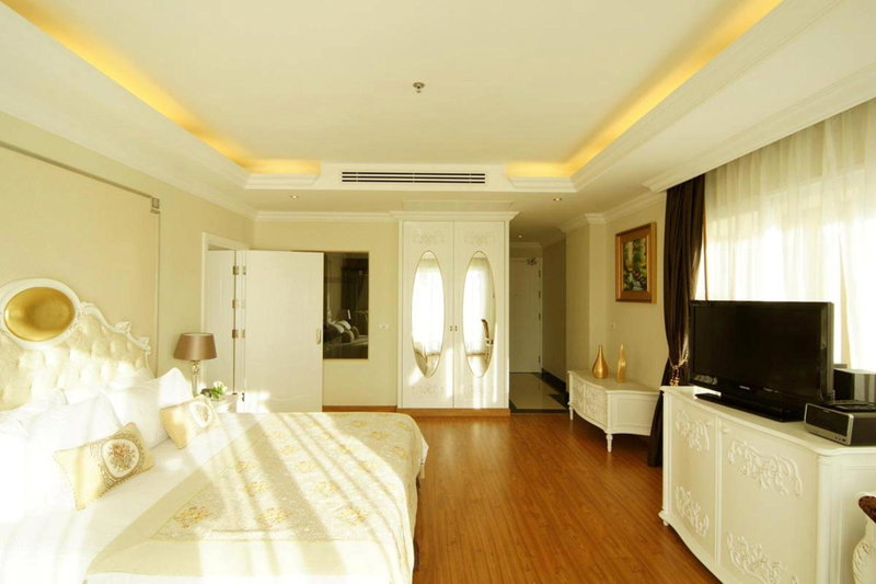 LK Miracle Suite - SHA Extra Plus, พัทยา, ประเทศไทย