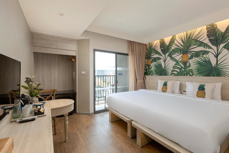Sawaddi Patong Resort & Spa by Tolani, Kathu, Tailandia