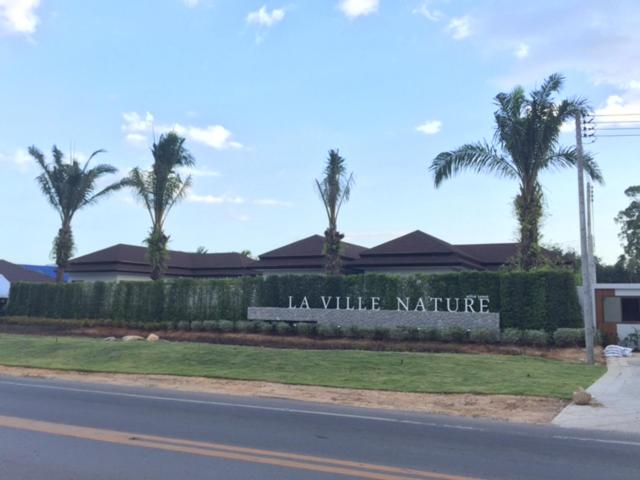 La Ville Phuket Pool Villa, คาทุ, ประเทศไทย