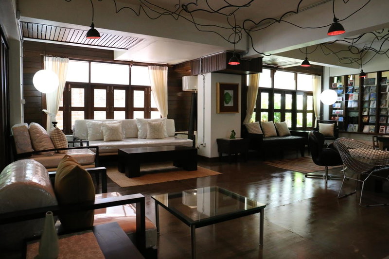 Kampaeng Ngam Hotel - Steps to Night Bazaar & Old City, Chiang Mai, Thailand