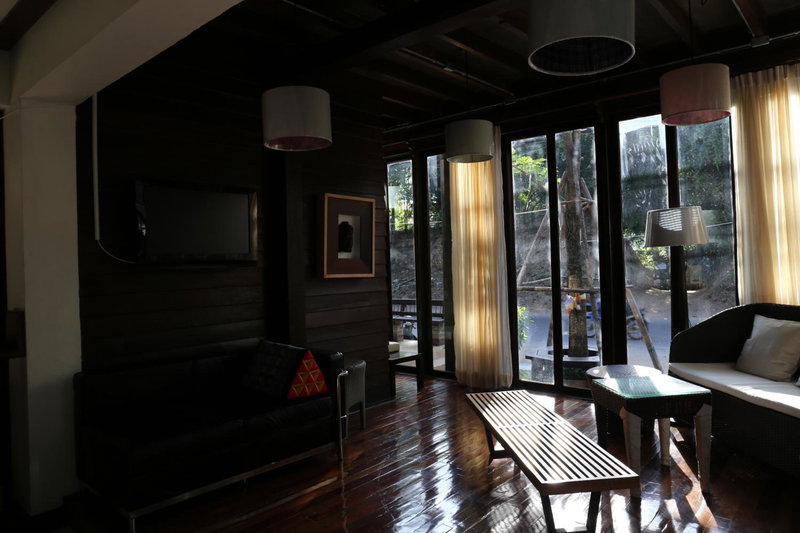 Kampaeng Ngam Hotel - Steps to Night Bazaar & Old City, Chiang Mai, Thailand
