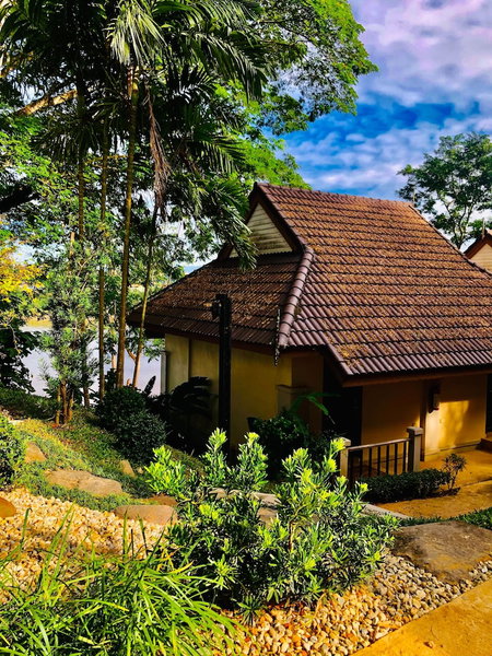 Chiangkhong Teak Garden Riverfront Onsen Hotel, Chiang Khong, Thailand