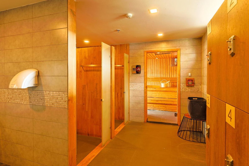 Gu Hotel Patong, คาทุ, ประเทศไทย
