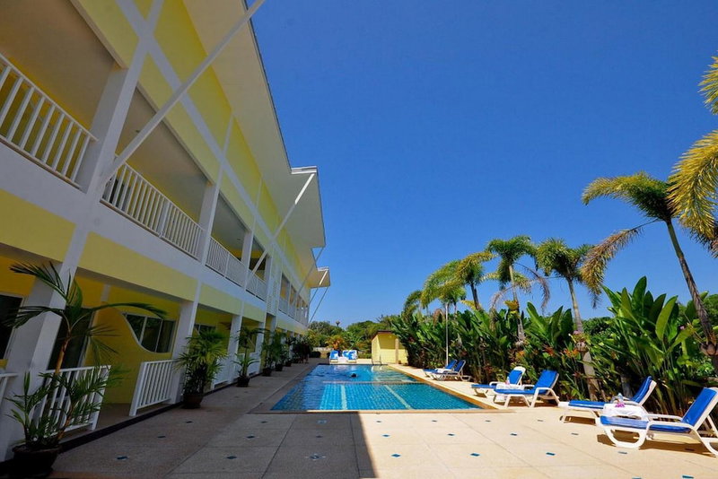 Phuket Airport Sonwa Resort, คาทุ, ประเทศไทย