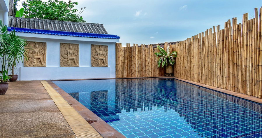 Kata Hill Sea View Hotel, Ban Chalong, ประเทศไทย